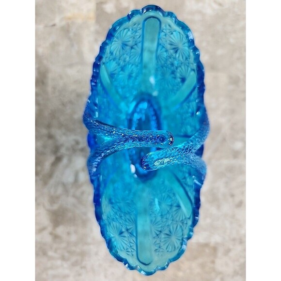 Fenton Daisy and Button Colonial Blue Glass Split Handle Small Basket 5 1/2" - Picture 3 of 5
